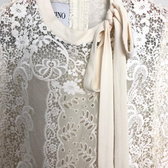 Valentino lace pleated midi dress in cream color - Picture 4 of 8